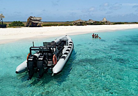 POWERBOAT CARIBBEAN | KLEIN CURACAO 