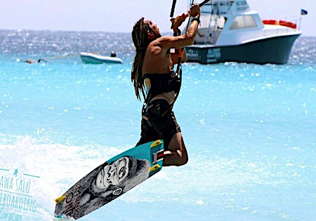 Awa Salu Kiteboarding Curacao Kite-School & Shop