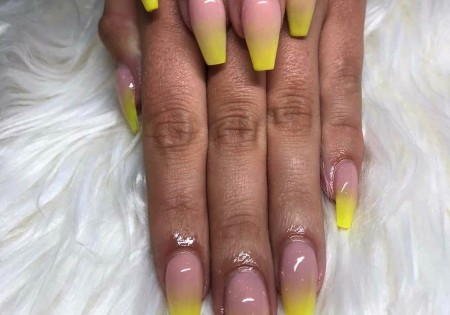 DyNailsty Nail Studio Curacao