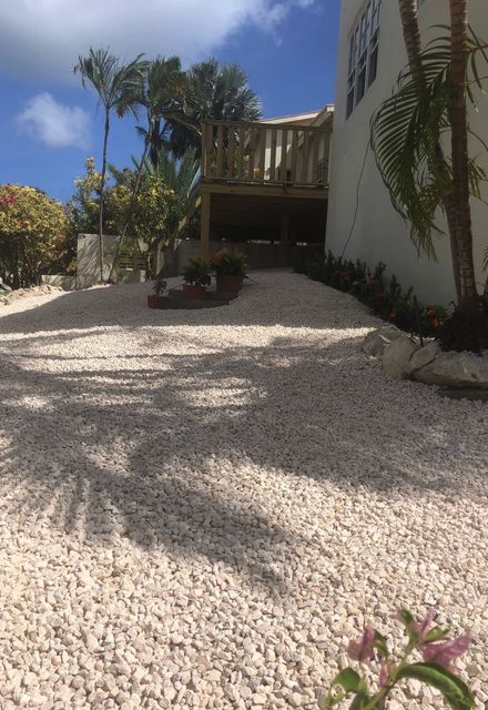Green Queen Gardening Curacao